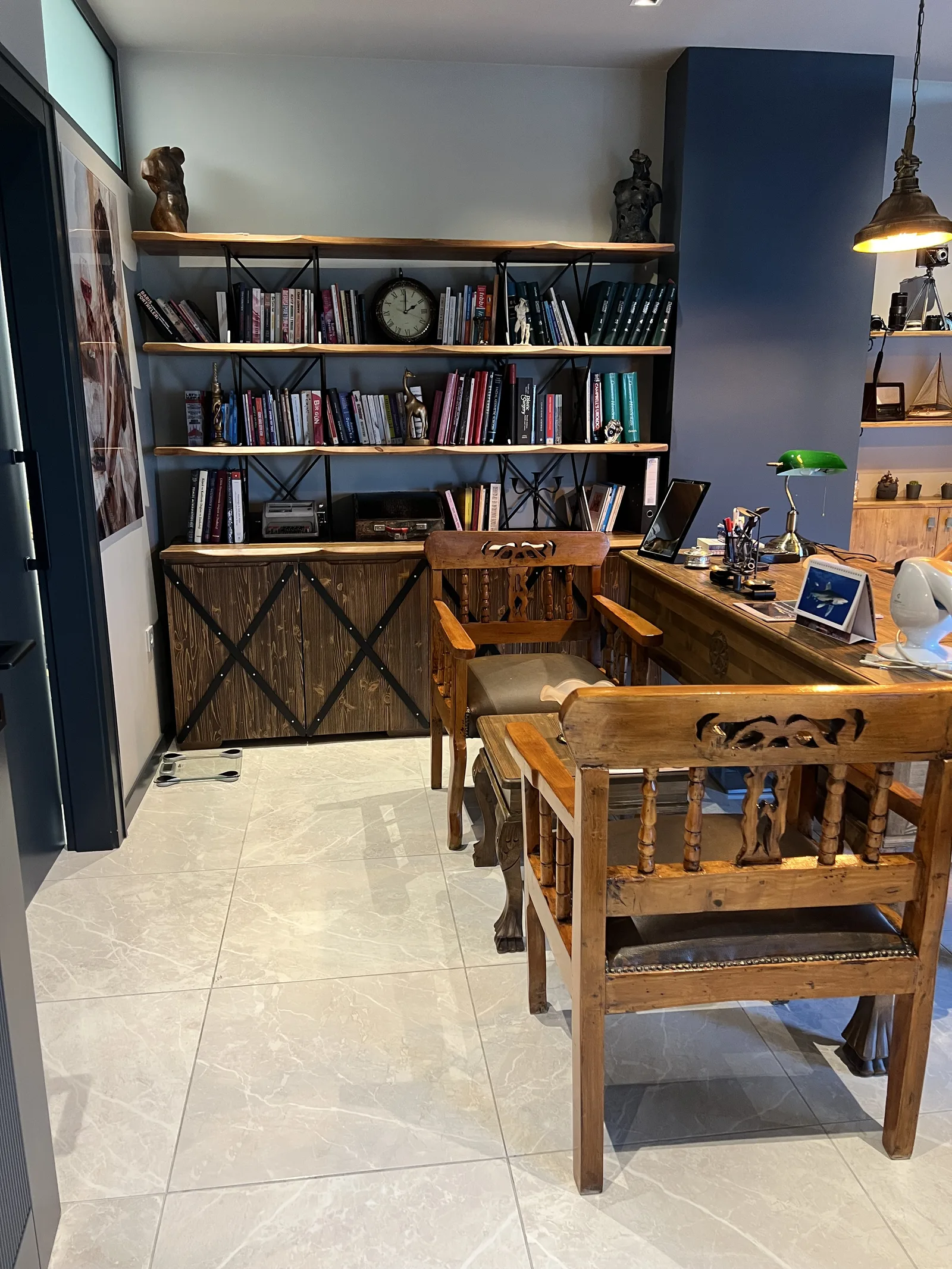 Ankara estetik cerrahi muayene odası - Op. Dr. İrfan Erdem kliniği